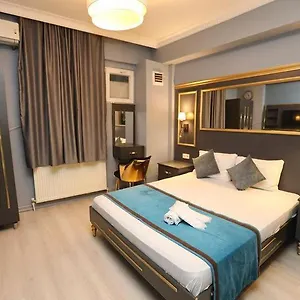 Grand Moon Apartahotel